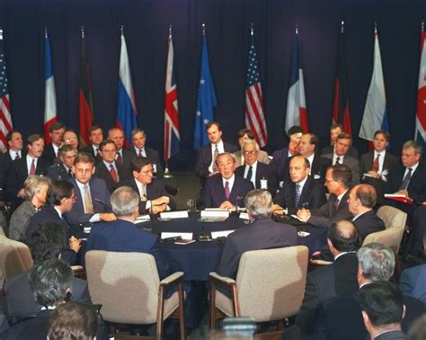 dayton aftalen|Diplomacy Ends a War: The Dayton Accords